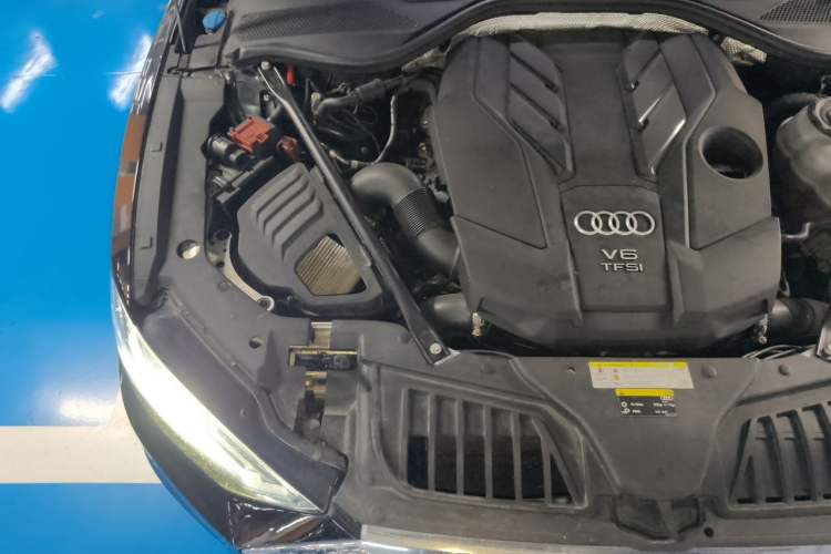Used Audi A8 2018 A8L 55 TFSI quattro Launch Edition Prestige Model Engine Bay Right