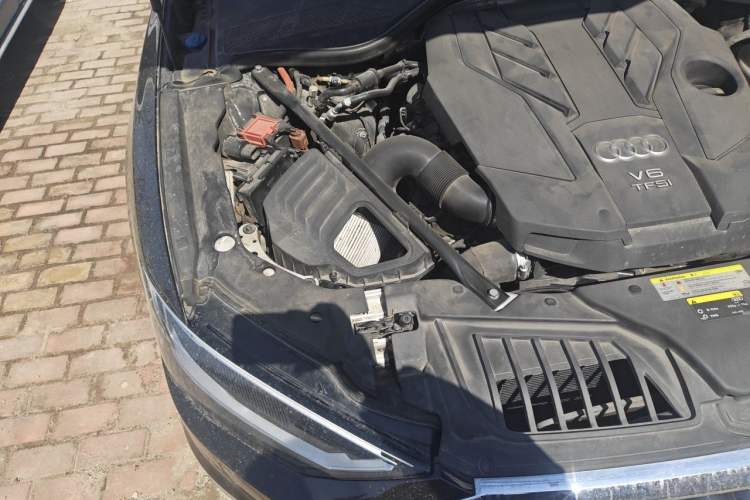 Used Audi A8 2018 A8L 55 TFSI quattro Luxury Edition Engine Bay Right