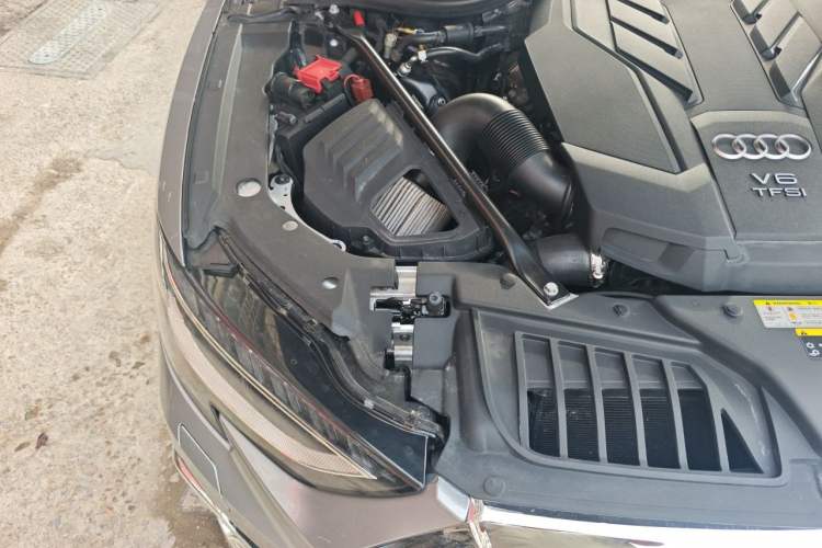 Used Audi A8 2018 A8L 55 TFSI quattro Prestige Edition Engine Bay Right
