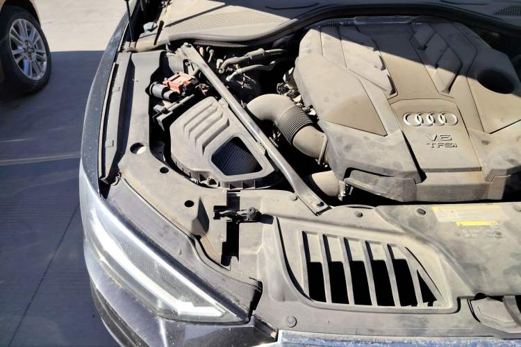 Used Audi A8 2018 A8L 55 TFSI quattro Launch Edition Elite Model Engine Bay Right