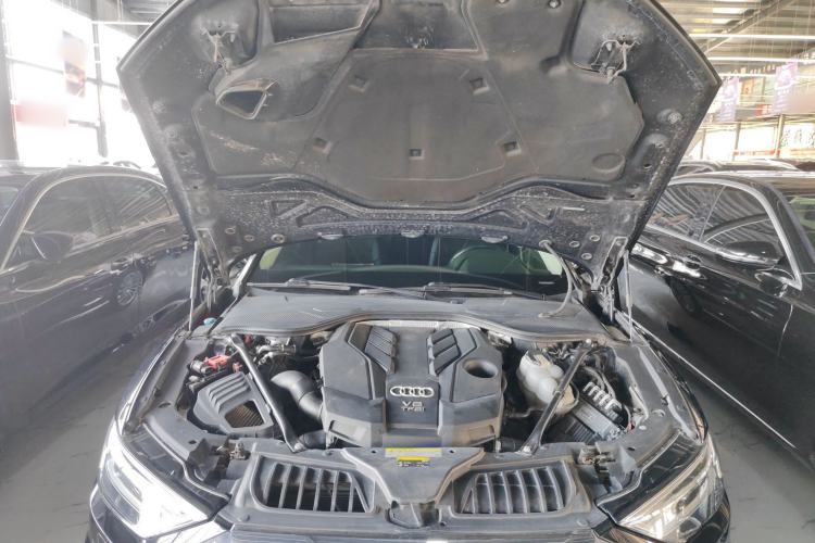 Used Audi A8 2018 A8L 55 TFSI quattro Launch Edition Elite Model Engine Bay