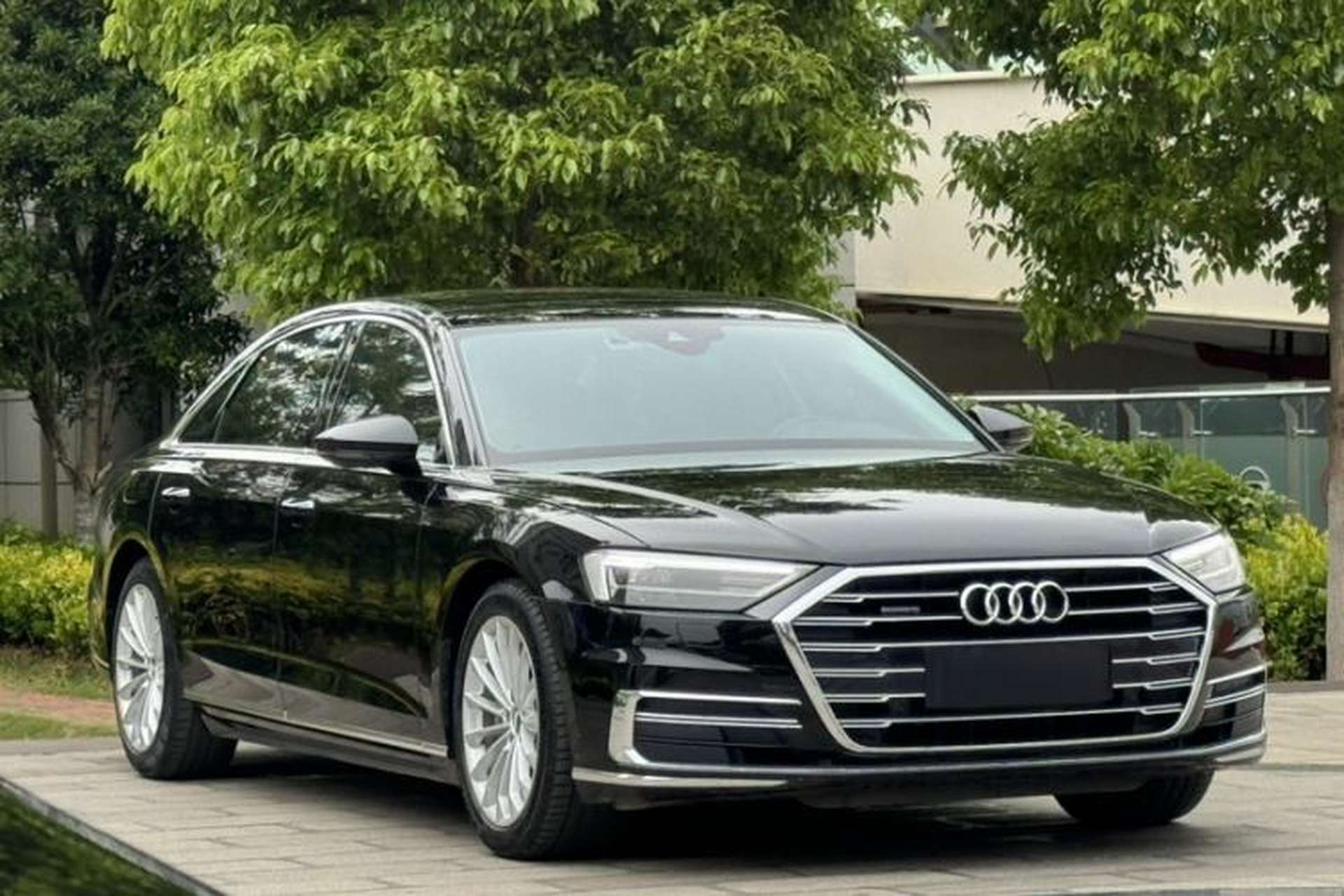 Used Audi A8 2018 A8L 55 TFSI quattro Launch Edition Elite Model Exterior 2