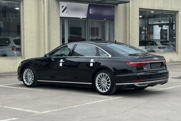 Used Audi A8 2018 A8L 55 TFSI quattro Launch Edition Elite Model Exterior 4