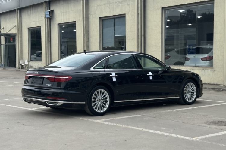 Used Audi A8 2018 A8L 55 TFSI quattro Launch Edition Elite Model Exterior 6