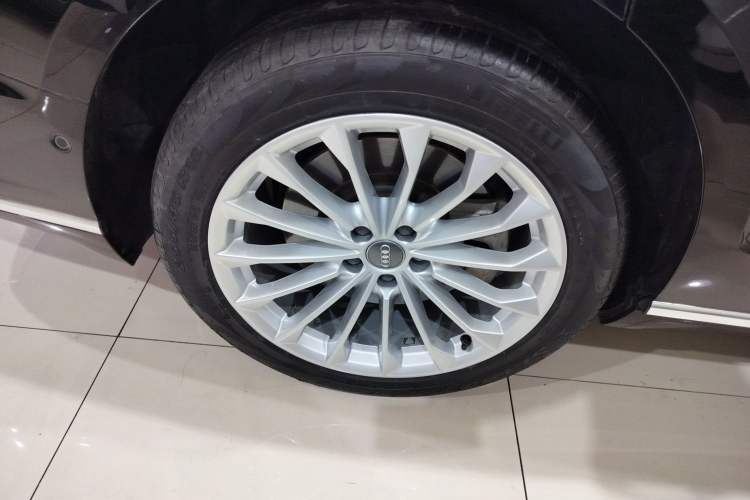 Used Audi A8 2018 A8L 55 TFSI quattro Launch Edition Prestige Model Exterior 8