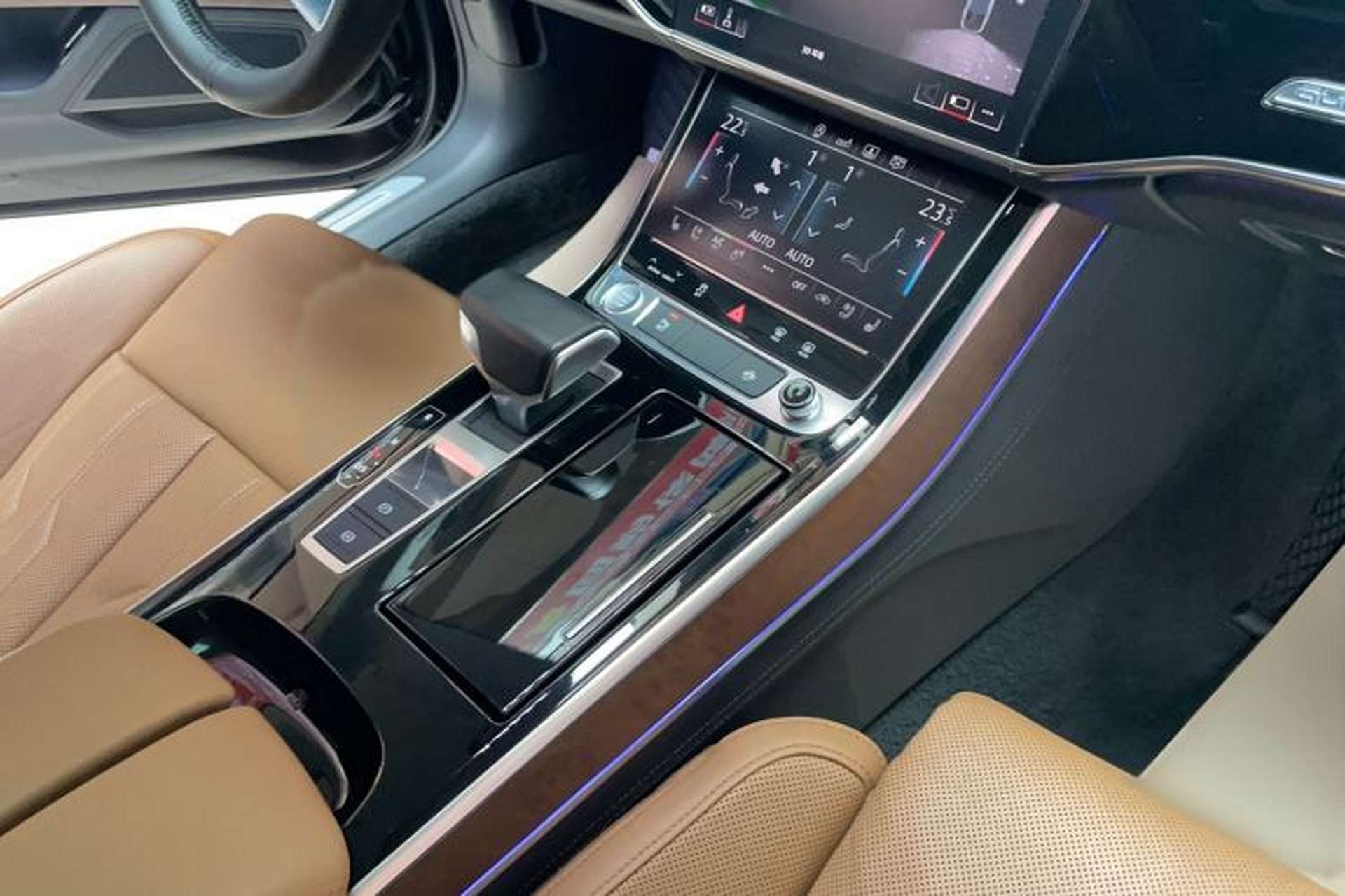 Used Audi A8 2018 A8L 55 TFSI quattro Luxury Edition Gear Lever
