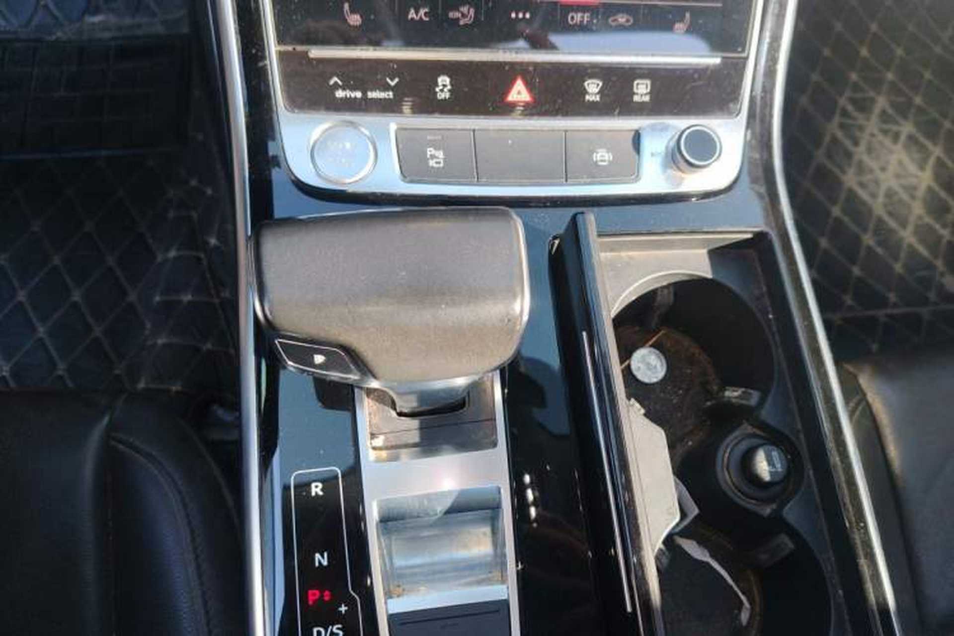 Used Audi A8 2018 A8L 55 TFSI quattro Launch Edition Elite Model Gear Lever