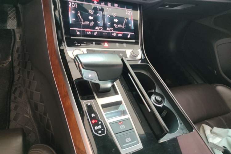 Used Audi A8 2018 A8L 55 TFSI quattro Launch Edition Prestige Model Gear Lever