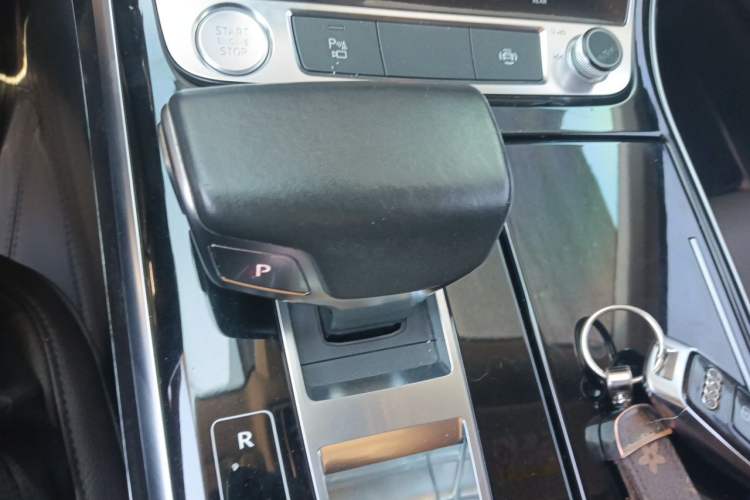 Used Audi A8 2018 A8L 55 TFSI quattro Launch Edition Elite Model Gear Lever