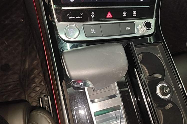 Used Audi A8 2018 A8L 55 TFSI quattro Launch Edition Prestige Model Gear Lever