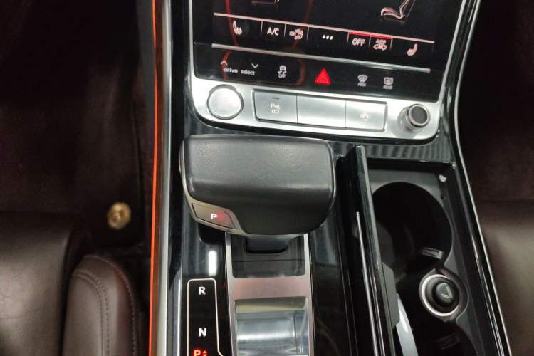 Used Audi A8 2018 A8L 55 TFSI quattro Launch Edition Elite Model Gear Lever