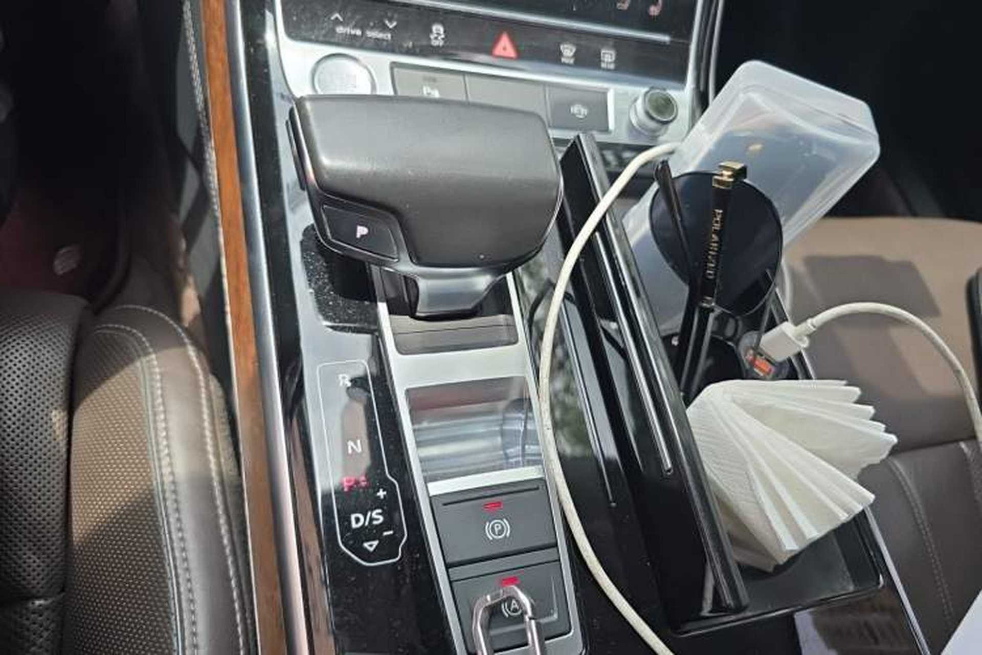 Used Audi A8 2018 A8L 55 TFSI quattro Luxury Edition Gear Lever