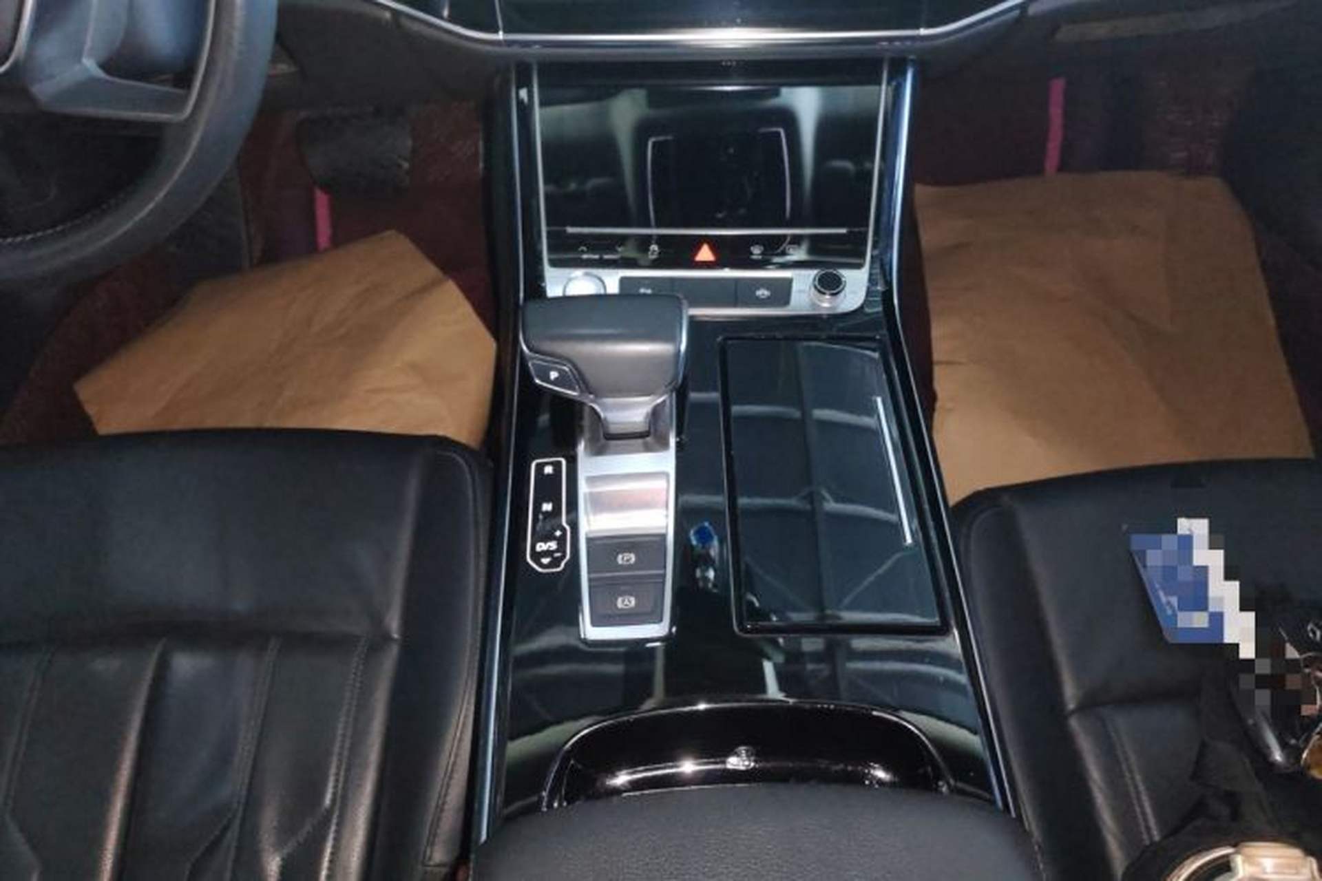 Used Audi A8 2018 A8L 55 TFSI quattro Launch Edition Elite Model Gear Lever