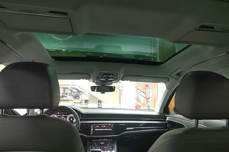 Used Audi A8 2018 A8L 55 TFSI quattro Launch Edition Elite Model Headliner