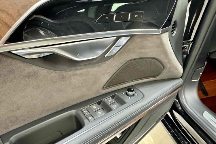Used Audi A8 2018 A8L 55 TFSI quattro Luxury Edition Interior 10