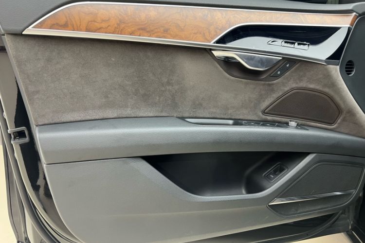 Used Audi A8 2018 A8L 55 TFSI quattro Launch Edition Prestige Model Interior 12