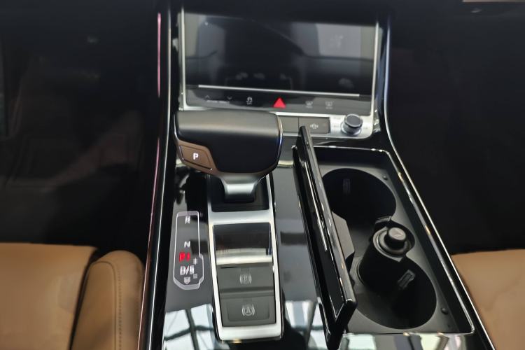 Used Audi A8 2018 A8L 55 TFSI quattro Launch Edition Prestige Model Interior 3