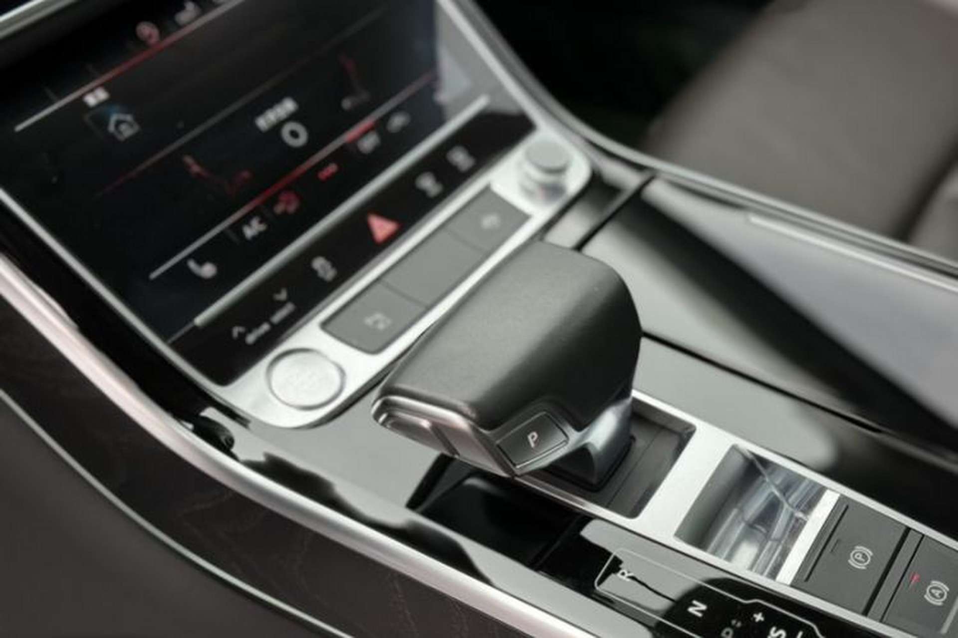 Used Audi A8 2018 A8L 55 TFSI quattro Launch Edition Elite Model Interior 3