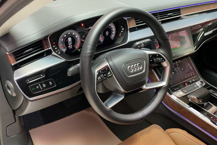 Used Audi A8 2018 A8L 55 TFSI quattro Luxury Edition Interior 4