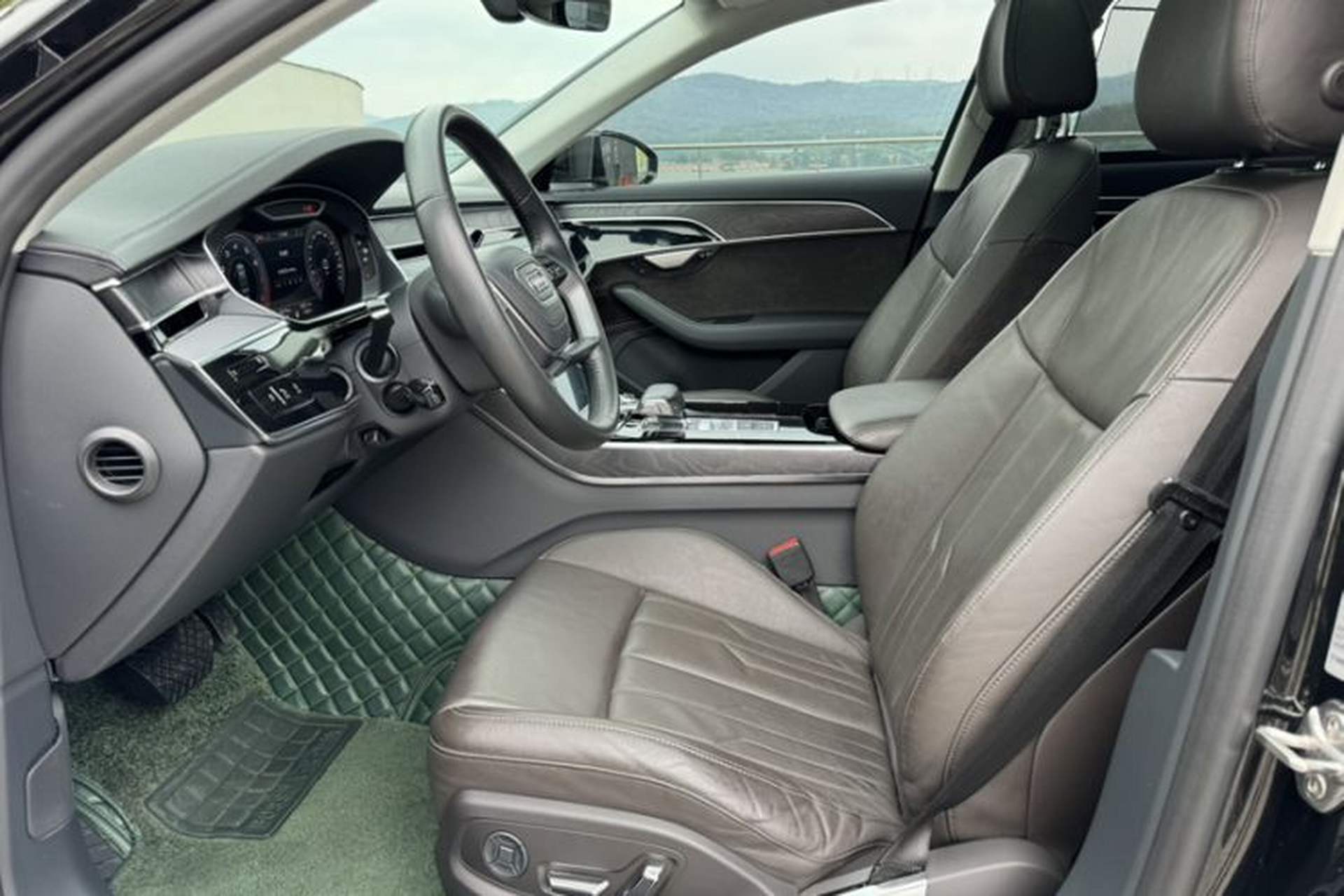 Used Audi A8 2018 A8L 55 TFSI quattro Launch Edition Elite Model Interior 4