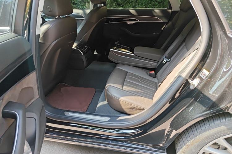 Used Audi A8 2018 A8L 55 TFSI quattro Launch Edition Elite Model Interior 4