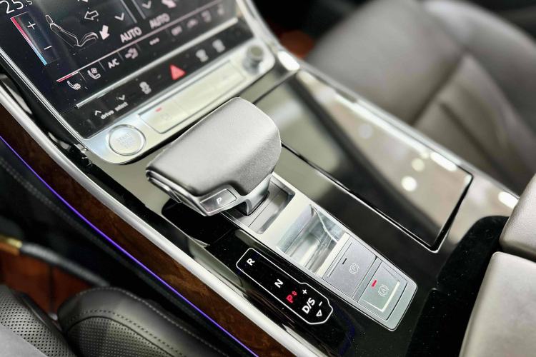 Used Audi A8 2018 A8L 55 TFSI quattro Luxury Edition Interior 5