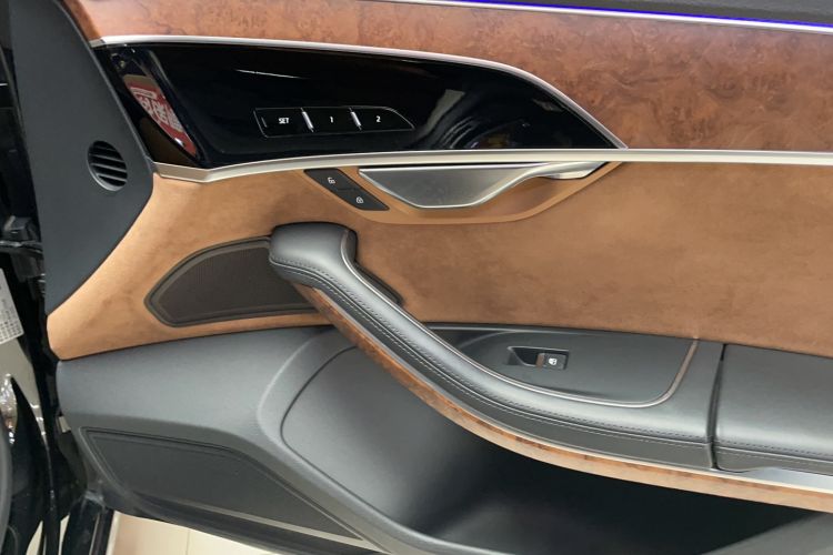 Used Audi A8 2018 A8L 55 TFSI quattro Luxury Edition Interior 6
