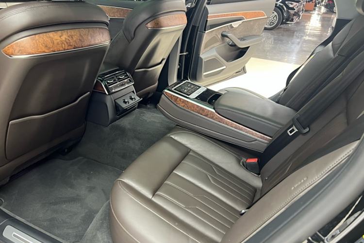 Used Audi A8 2018 A8L 55 TFSI quattro Launch Edition Prestige Model Interior 7
