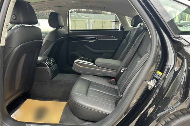Used Audi A8 2018 A8L 55 TFSI quattro Launch Edition Elite Model Interior 9