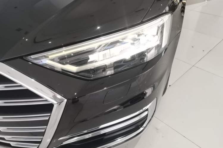 Used Audi A8 2018 A8L 55 TFSI quattro Launch Edition Elite Model Left Front Headlight
