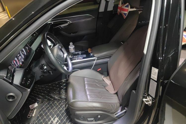 Used Audi A8 2018 A8L 55 TFSI quattro Launch Edition Elite Model Left Front Seat
