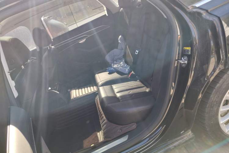 Used Audi A8 2018 A8L 55 TFSI quattro Launch Edition Elite Model Left Rear Seat