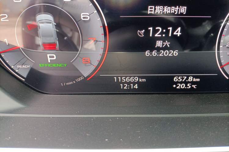 Used Audi A8 2018 A8L 55 TFSI quattro Launch Edition Elite Model Odometer Close Up