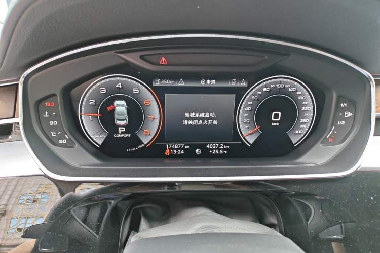 Used Audi A8 2018 A8L 55 TFSI quattro Luxury Edition Odometer Close Up