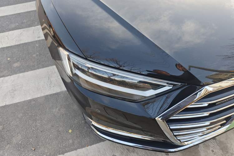 Used Audi A8 2018 A8L 55 TFSI quattro Launch Edition Elite Model Right Front Headlight