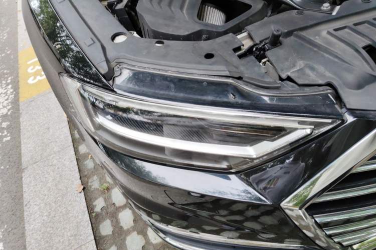Used Audi A8 2018 A8L 55 TFSI quattro Launch Edition Elite Model Right Front Headlight