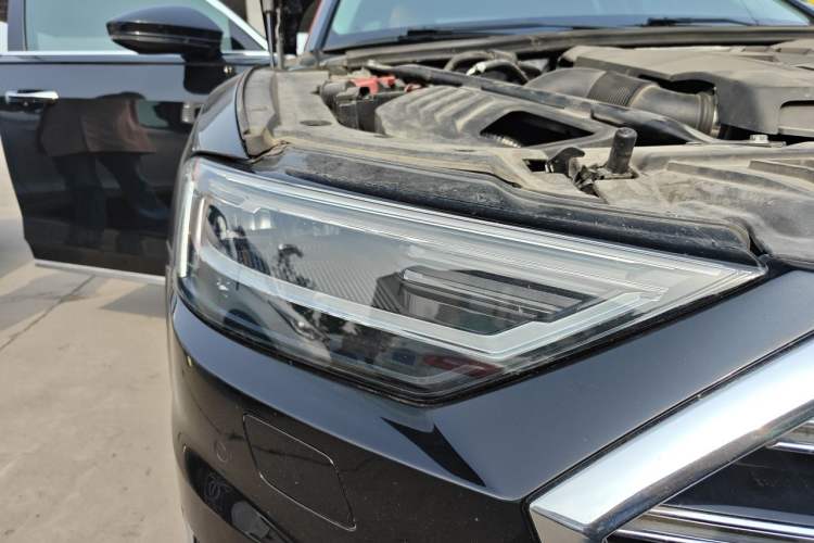 Used Audi A8 2018 A8L 55 TFSI quattro Launch Edition Elite Model Right Front Headlight