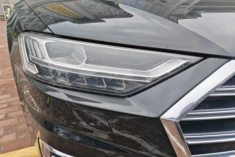 Used Audi A8 2018 A8L 55 TFSI quattro Luxury Edition Right Front Headlight