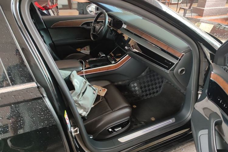 Used Audi A8 2018 A8L 55 TFSI quattro Launch Edition Prestige Model Right Front Seat