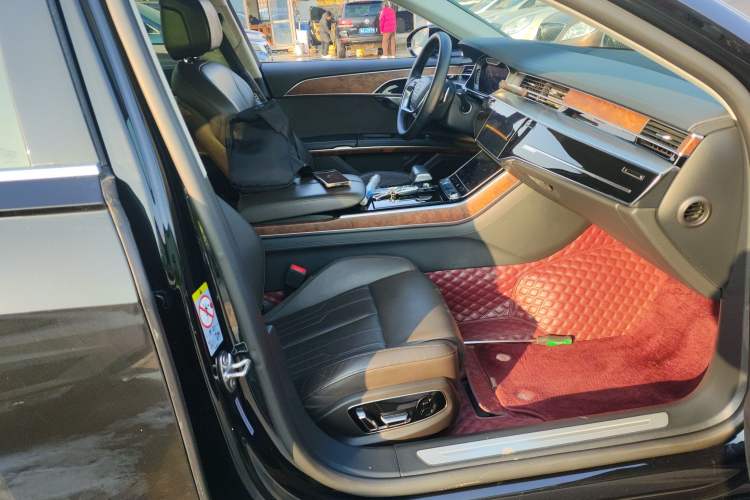 Used Audi A8 2018 A8L 55 TFSI quattro Luxury Edition Right Front Seat
