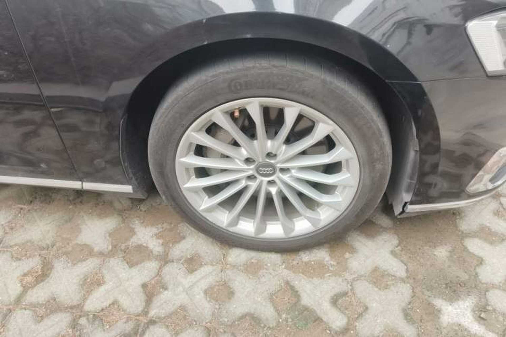 Used Audi A8 2018 A8L 55 TFSI quattro Launch Edition Elite Model Right Front Wheel Hub
