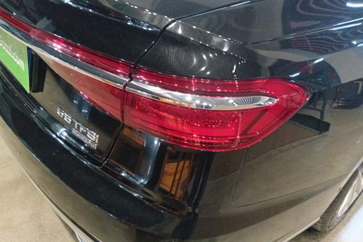 Used Audi A8 2018 A8L 55 TFSI quattro Launch Edition Prestige Model Right Rear Taillight