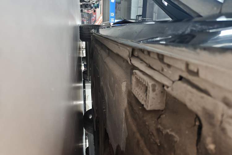 Used Audi A8 2018 A8L 55 TFSI quattro Launch Edition Prestige Model Right Side Sill
