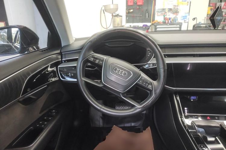 Used Audi A8 2018 A8L 55 TFSI quattro Launch Edition Elite Model Steering Wheel