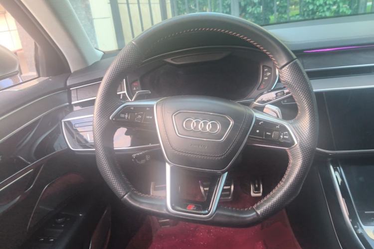 Used Audi A8 2018 A8L 55 TFSI quattro Launch Edition Elite Model Steering Wheel