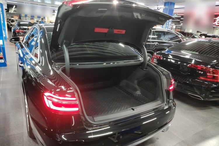 Used Audi A8 2018 A8L 55 TFSI quattro Launch Edition Elite Model Trunk