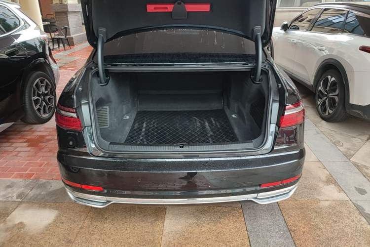 Used Audi A8 2018 A8L 55 TFSI quattro Launch Edition Prestige Model Trunk