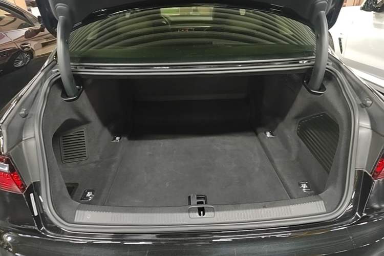 Used Audi A8 2018 A8L 55 TFSI quattro Launch Edition Elite Model Trunk