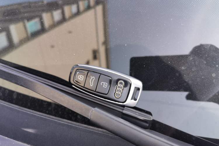 Used Audi A8 2018 A8L 55 TFSI quattro Launch Edition Prestige Model Vehicle Key