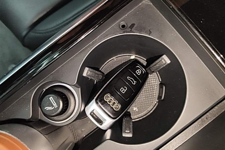 Used Audi A8 2018 A8L 55 TFSI quattro Launch Edition Elite Model Vehicle Key